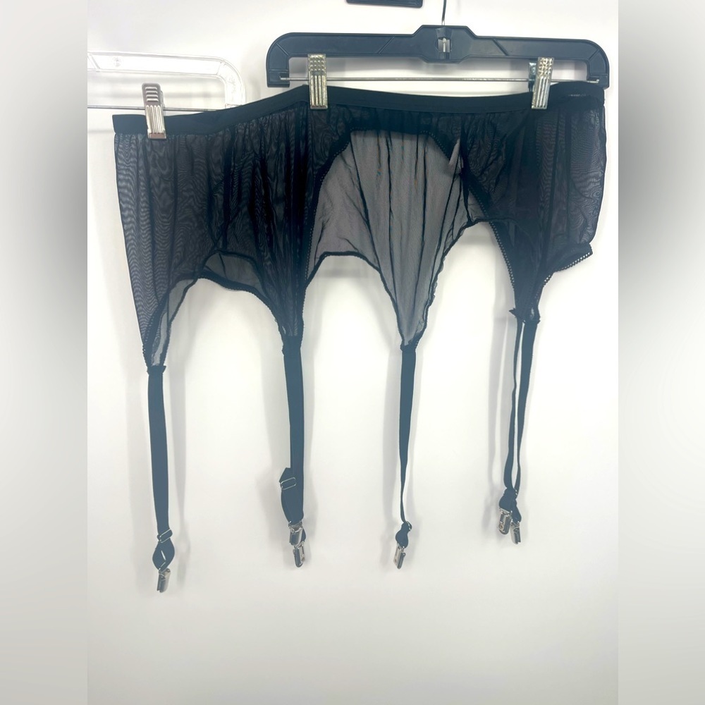 Women’s‎ black sheer garter belt size 4XL by five XL